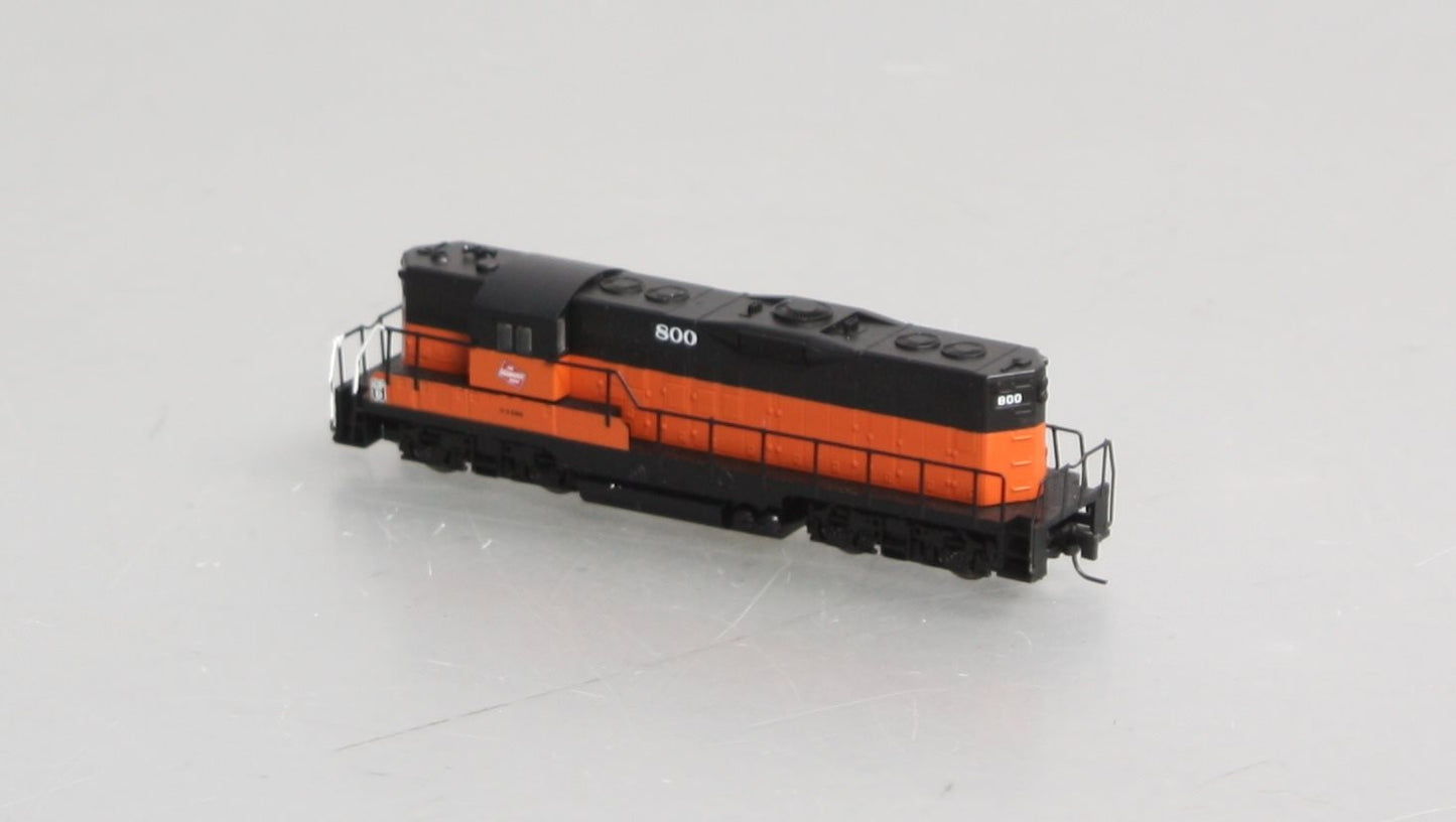 Micro-Trains 98201041 Z Milwaukee Road EMD GP9 Powered Diesel Locomotive #800