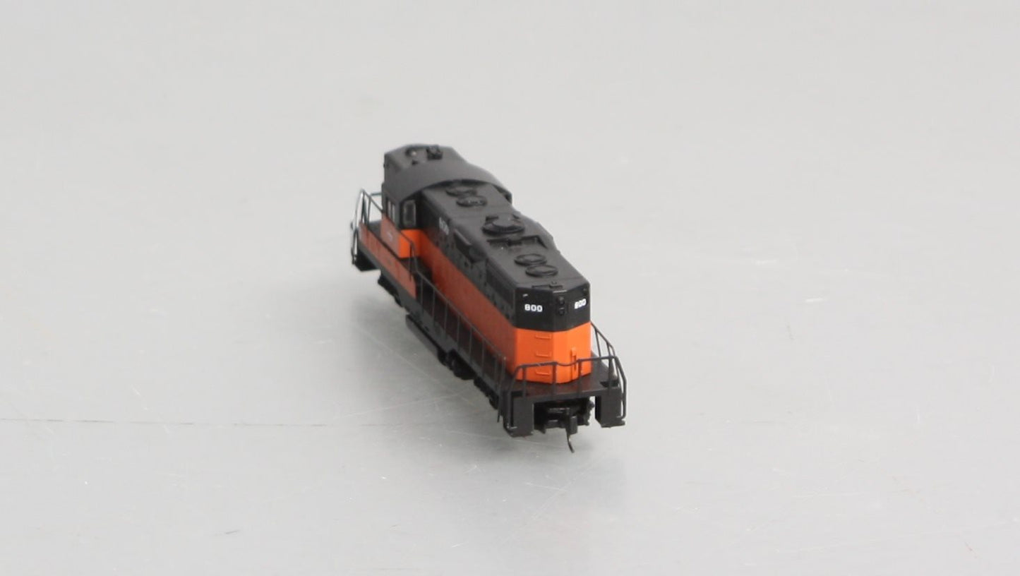 Micro-Trains 98201041 Z Milwaukee Road EMD GP9 Powered Diesel Locomotive #800