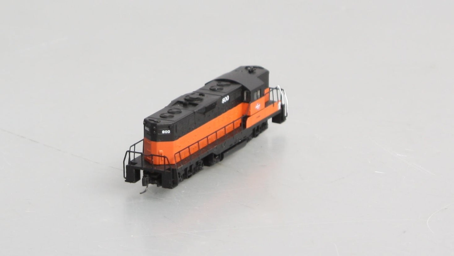 Micro-Trains 98201041 Z Milwaukee Road EMD GP9 Powered Diesel Locomotive #800