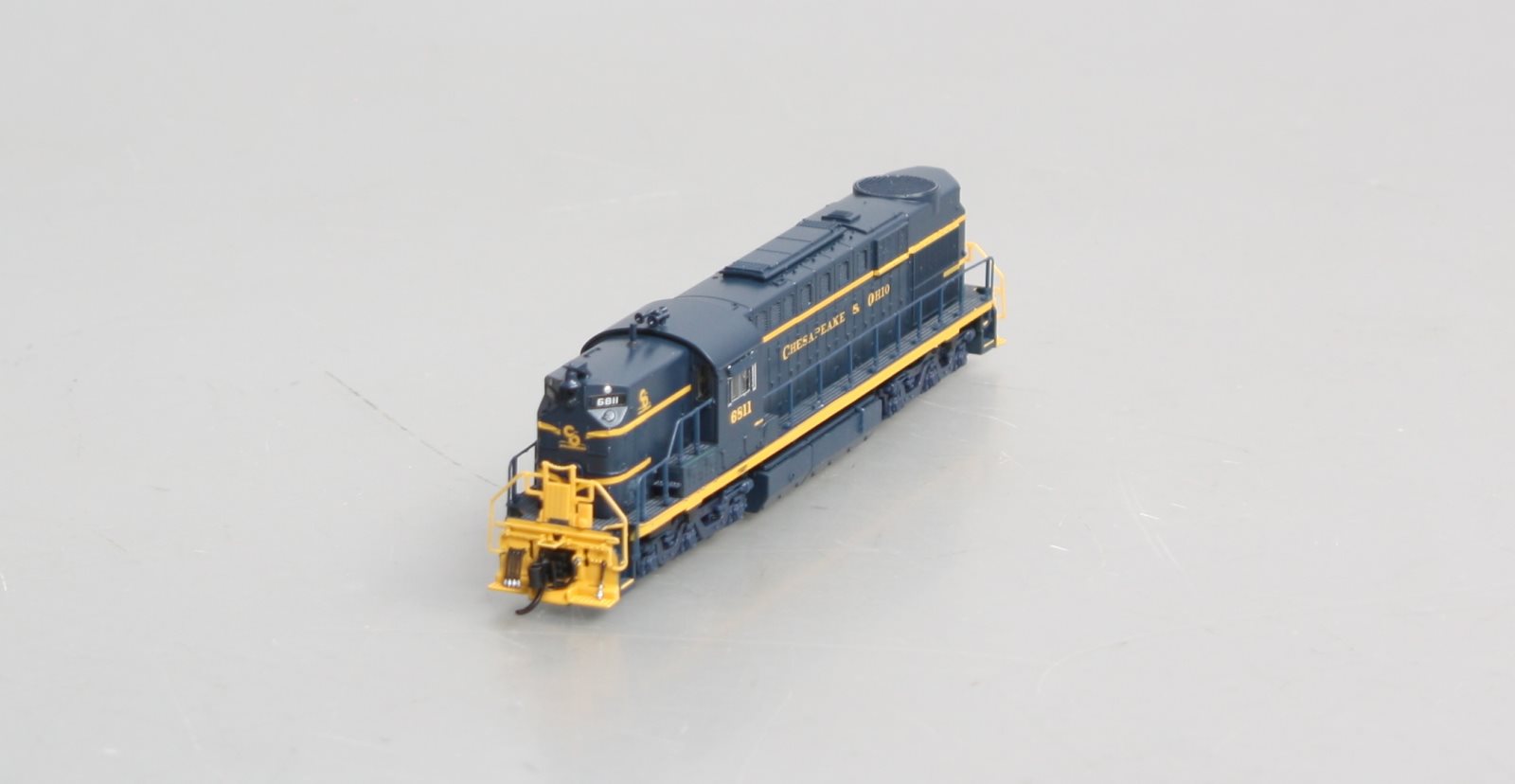 Broadway Limited 6629 N C&O Alco RSD-7 Diesel Locomotive with DCC #6811