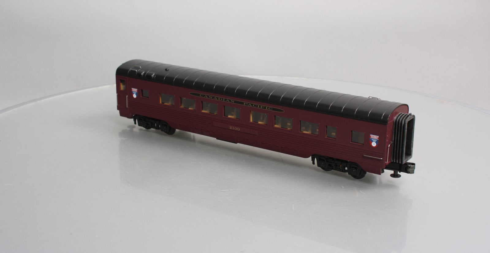 MTH 30-6732 O Canadian Pacific 60' Streamlined ABS Passenger Coach #2100 NIB
