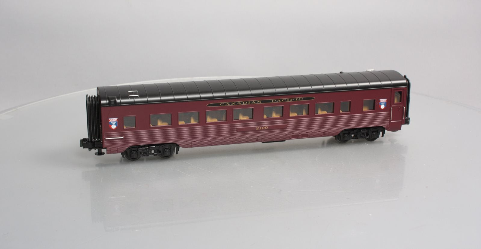 MTH 30-6732 O Canadian Pacific 60' Streamlined ABS Passenger Coach #2100 NIB