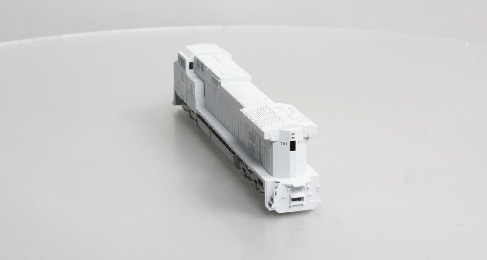 Athearn 2227 HO Burlington Northern Santa Fe C44-9W Power Diesel Locomotive #791