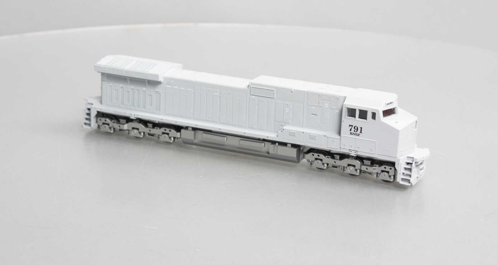 Athearn 2227 HO Burlington Northern Santa Fe C44-9W Power Diesel Locomotive #791