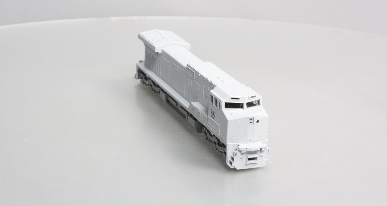 Athearn 2227 HO Burlington Northern Santa Fe C44-9W Power Diesel Locomotive #791