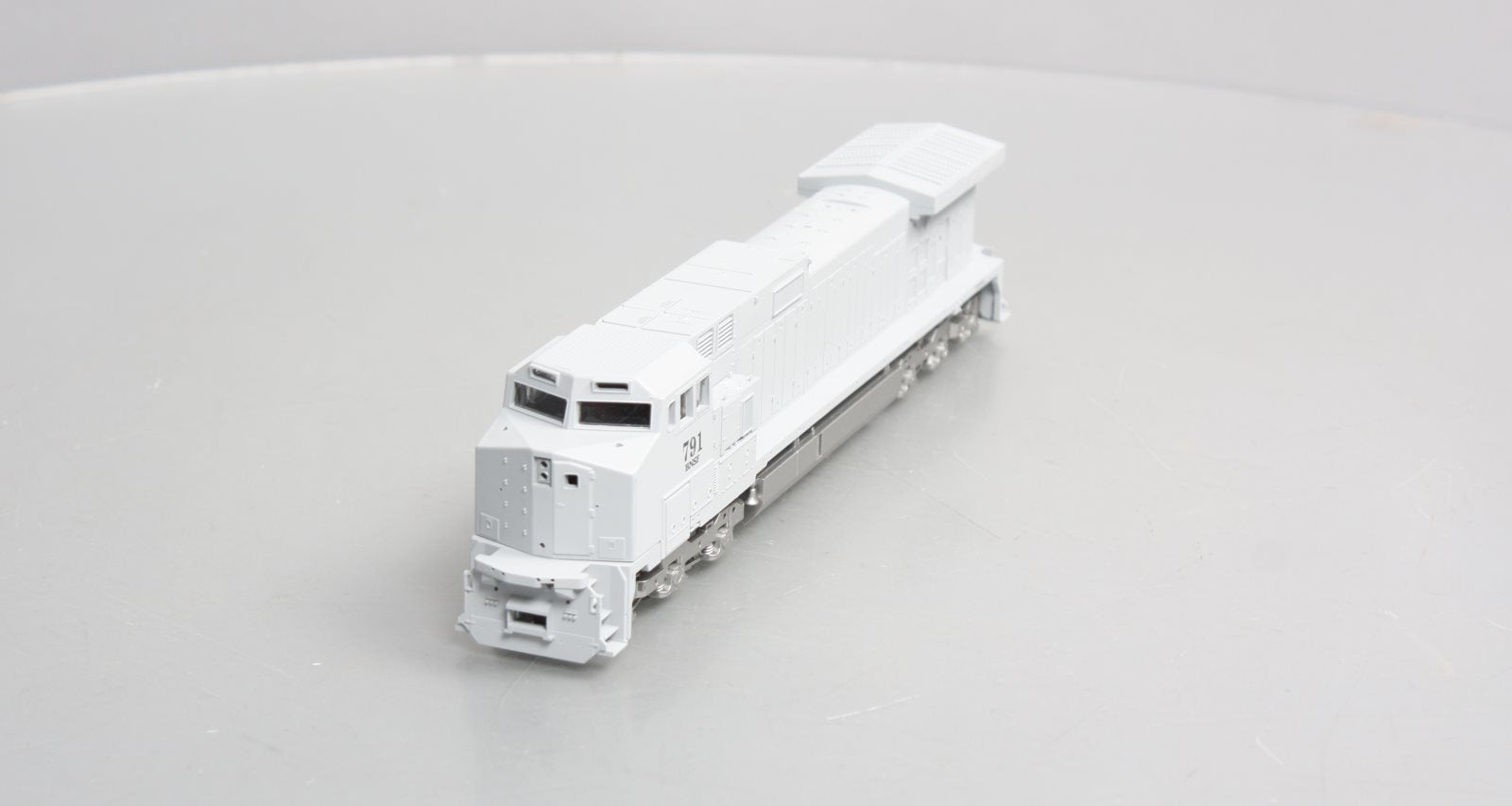 Athearn 2227 HO Burlington Northern Santa Fe C44-9W Power Diesel Locomotive #791