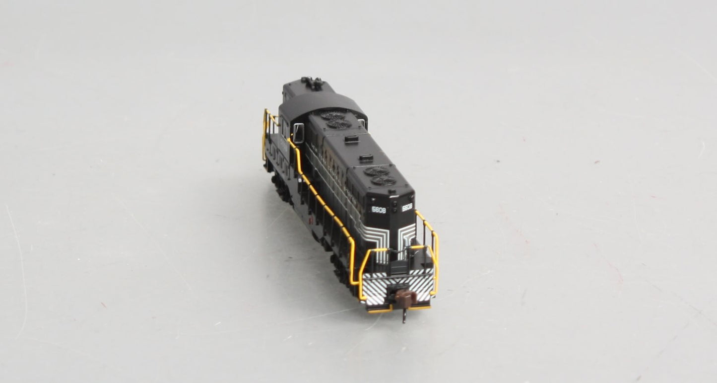 Bachmann 62455 N New York Central GP7 Diesel Locomotive #5608 w/DCC