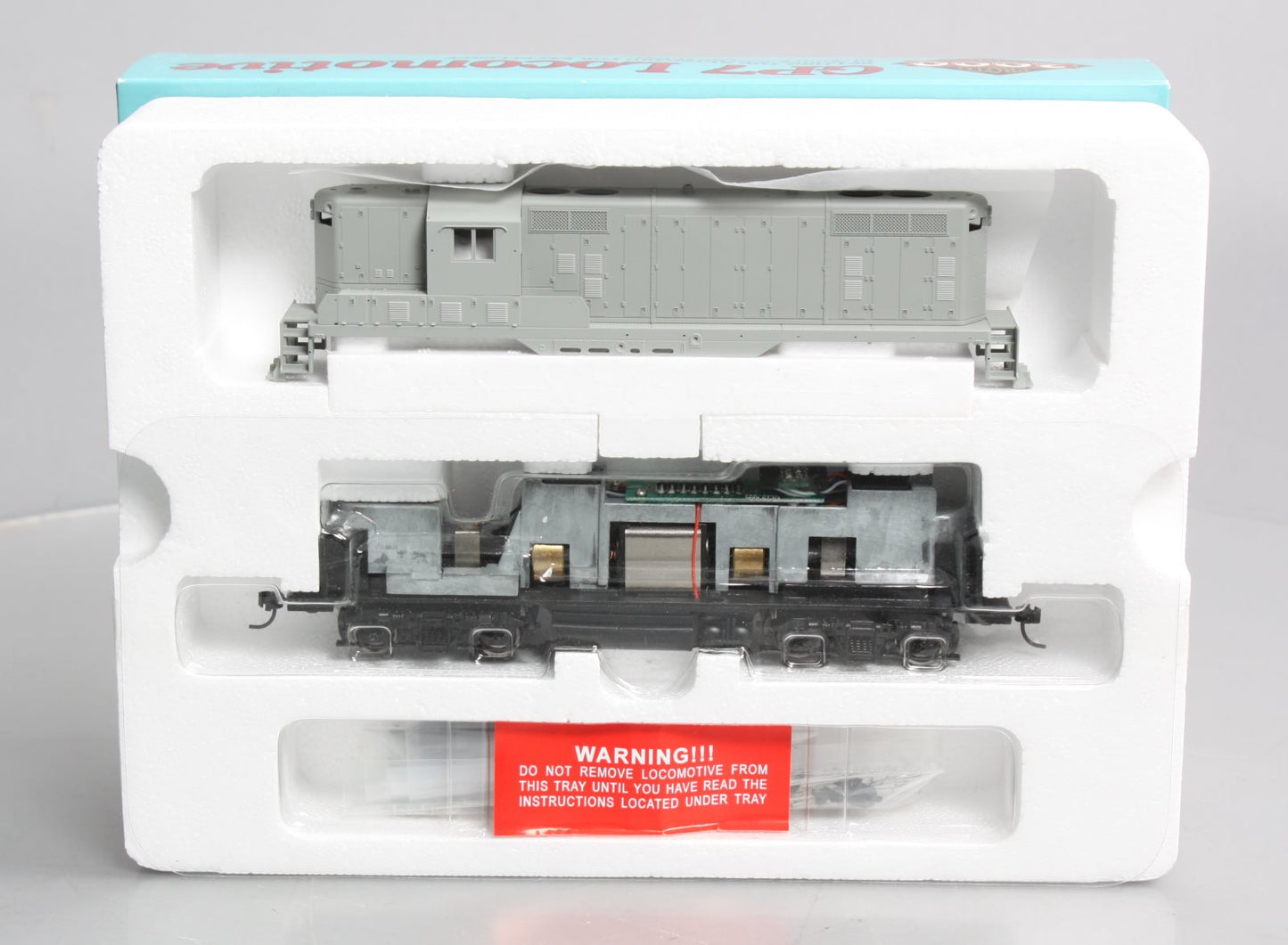 Proto 2000 23169 HO Undecorated GP7 Diesel Locomotive w/ Torpedo Tube LN/Box