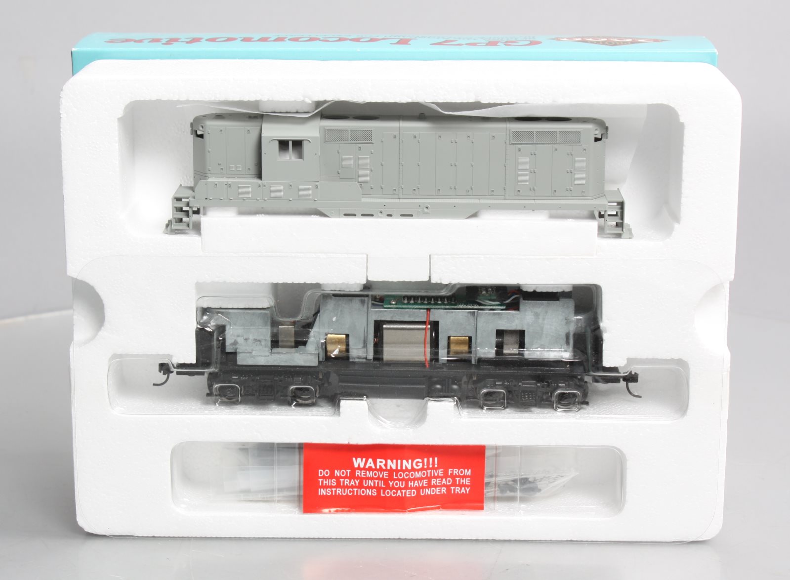 Proto 2000 23169 HO Undecorated GP7 Diesel Locomotive w/ Torpedo Tube LN/Box