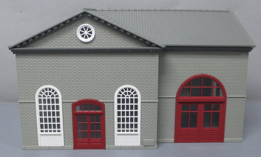 MTH 30-90007 O Gauge Assembled Public Works Building