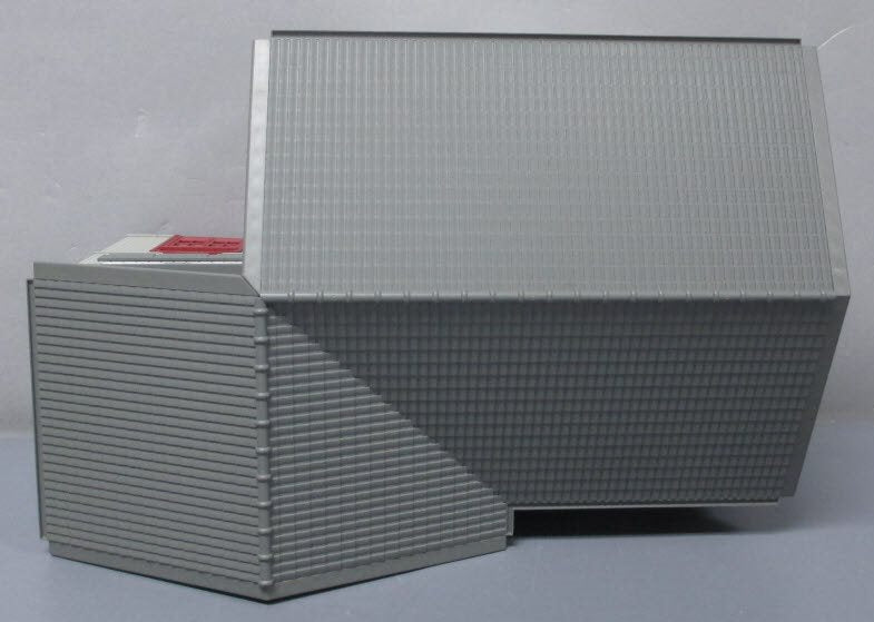 MTH 30-90007 O Gauge Assembled Public Works Building