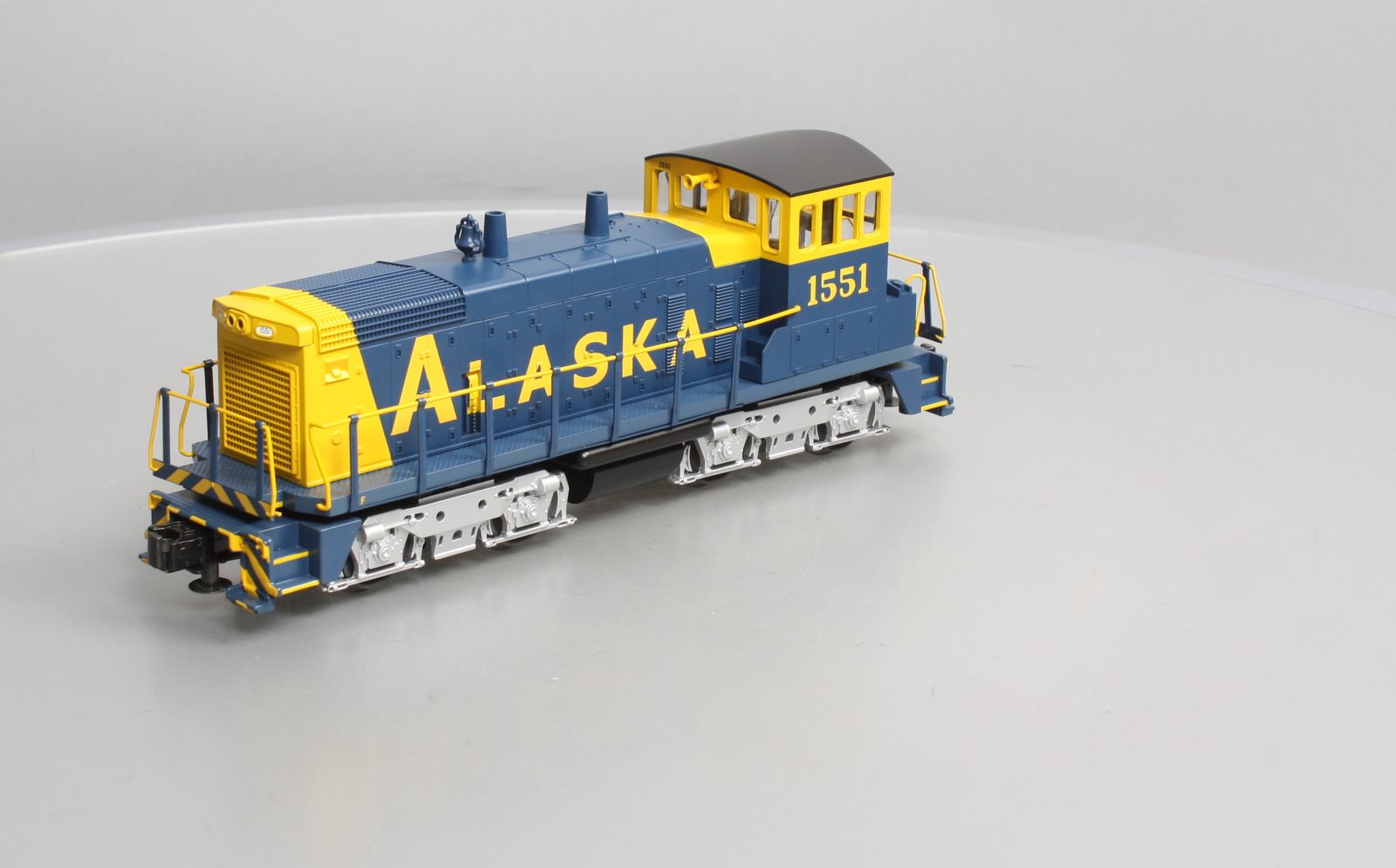 MTH 30-2465-3 O Gauge Alaska AW1500 Diesel Switcher Non-Powered NIB