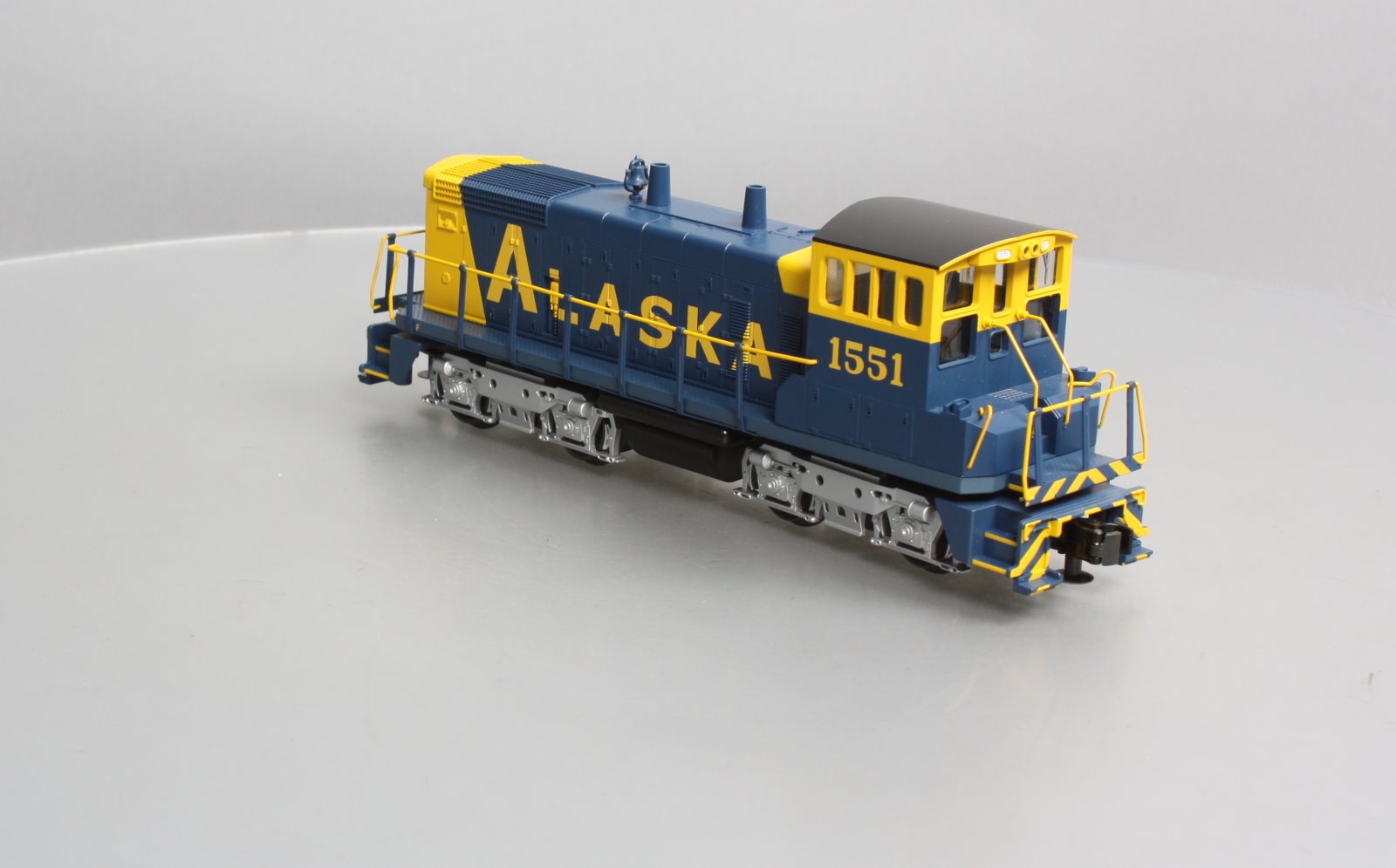 MTH 30-2465-3 O Gauge Alaska AW1500 Diesel Switcher Non-Powered NIB