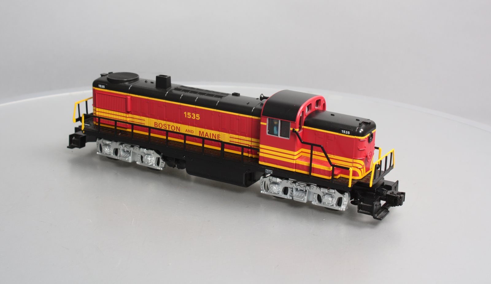 Lionel 6-84699 O Boston & Maine LionChief+ RS-3 Diesel with Bluetooth #1535