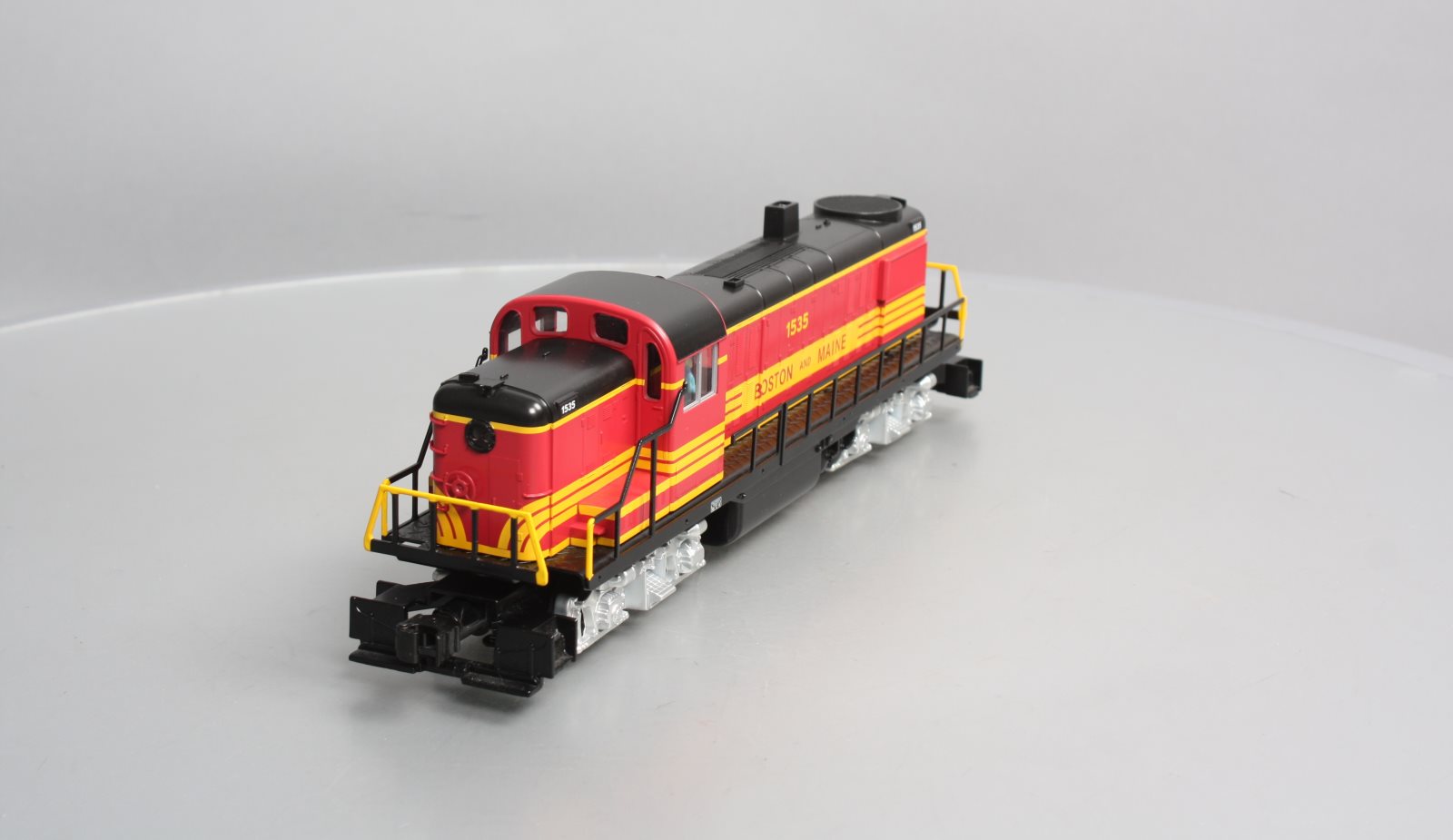 Lionel 6-84699 O Boston & Maine LionChief+ RS-3 Diesel with Bluetooth #1535