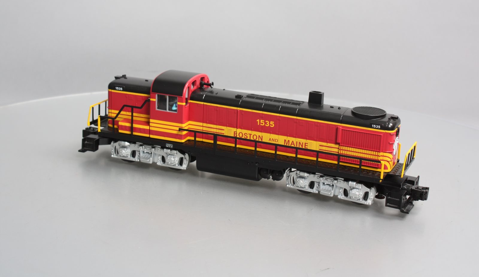 Lionel 6-84699 O Boston & Maine LionChief+ RS-3 Diesel with Bluetooth #1535