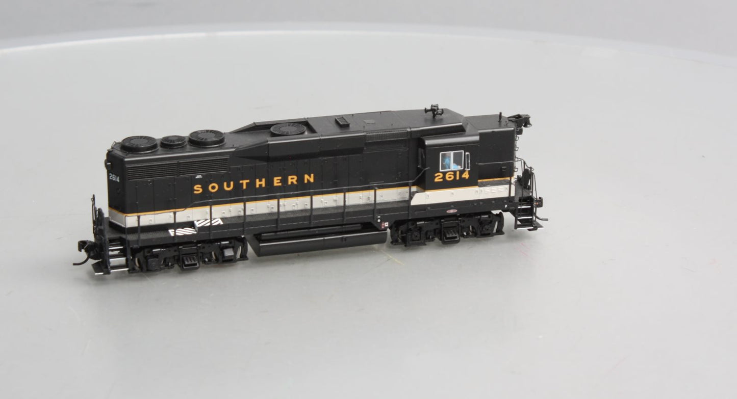 Walthers 920-48864 Proto HO Scale EMD GP30 Std SOU #2614