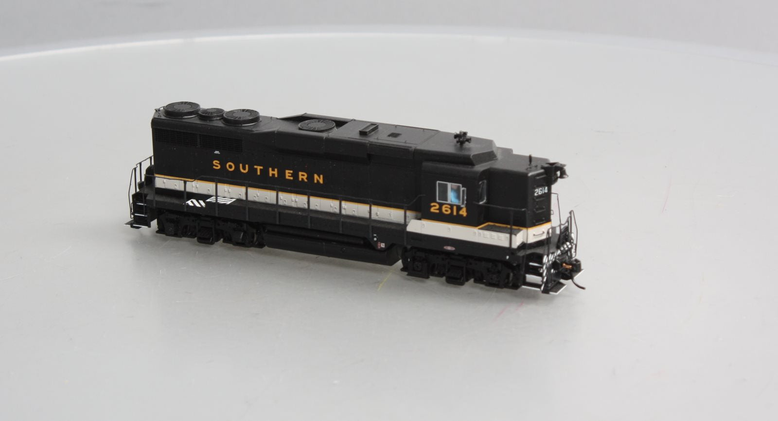 Walthers 920-48864 Proto HO Scale EMD GP30 Std SOU #2614