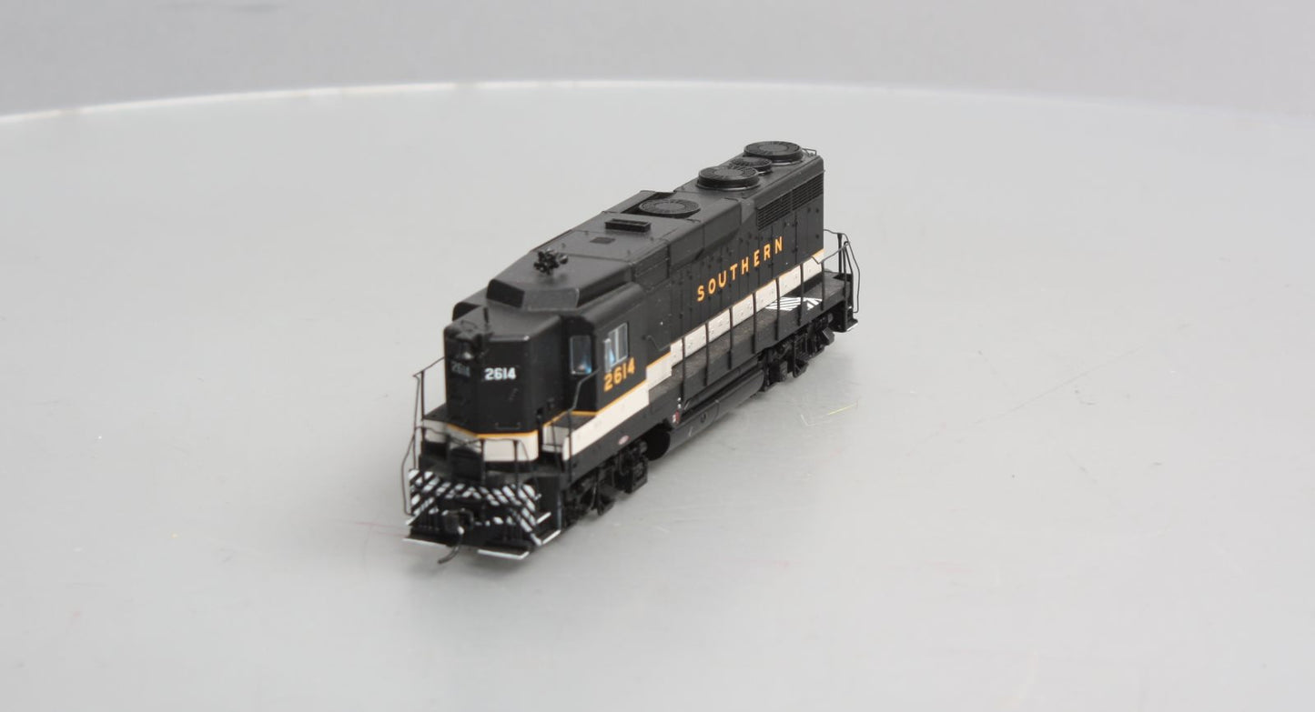 Walthers 920-48864 Proto HO Scale EMD GP30 Std SOU #2614