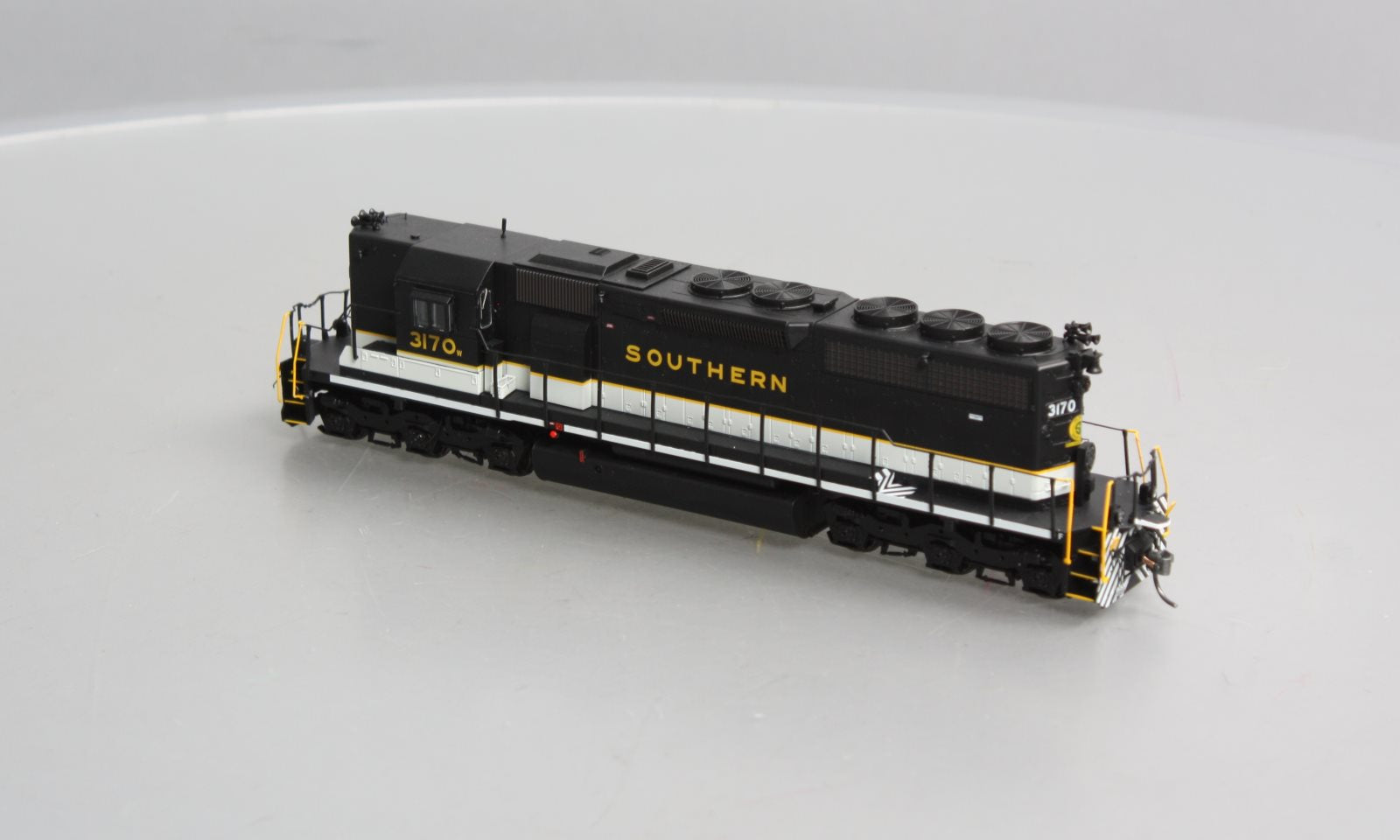 Athearn 88515 HO Norfolk Southern Heritage RTR Black/White SD40 Diesel #3170 W