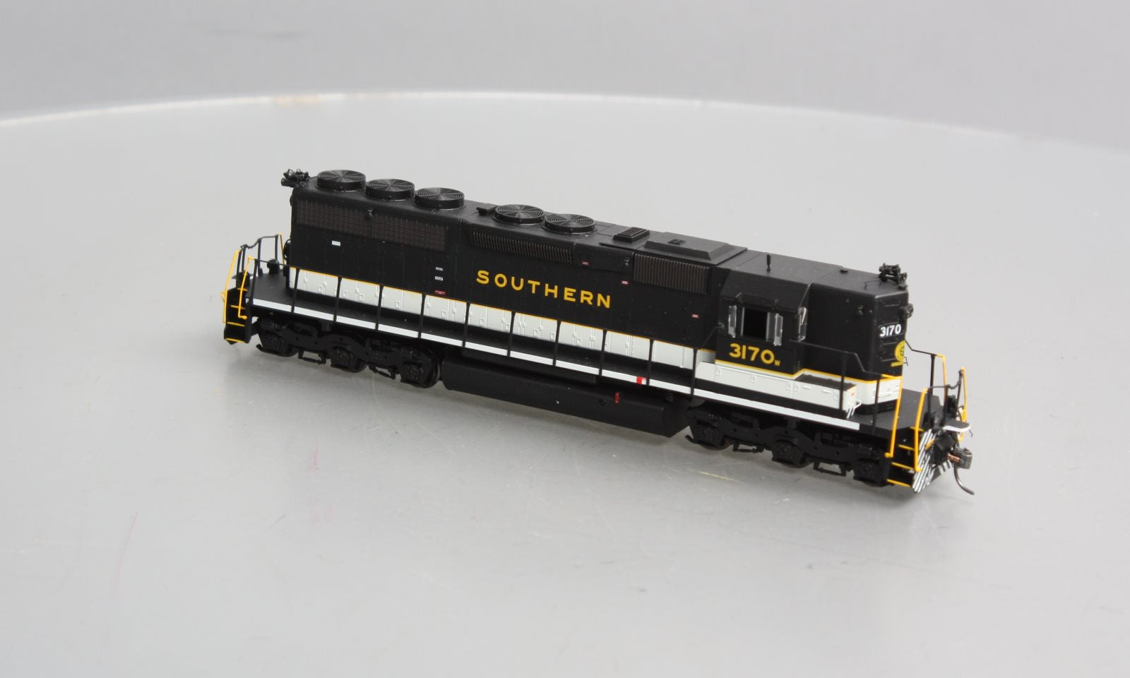 Athearn 88515 HO Norfolk Southern Heritage RTR Black/White SD40 Diesel #3170 W