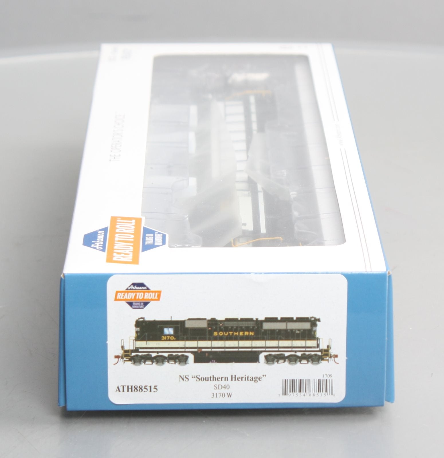 Athearn 88515 HO Norfolk Southern Heritage RTR Black/White SD40 Diesel #3170 W