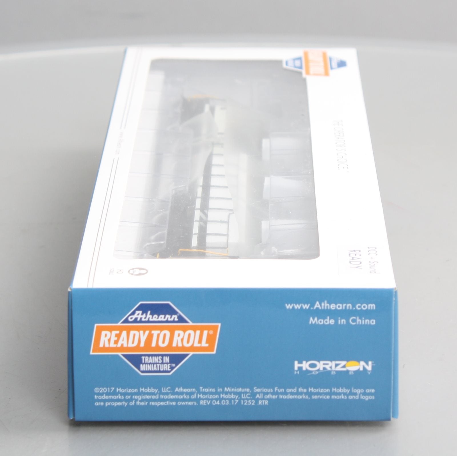 Athearn 88515 HO Norfolk Southern Heritage RTR Black/White SD40 Diesel #3170 W