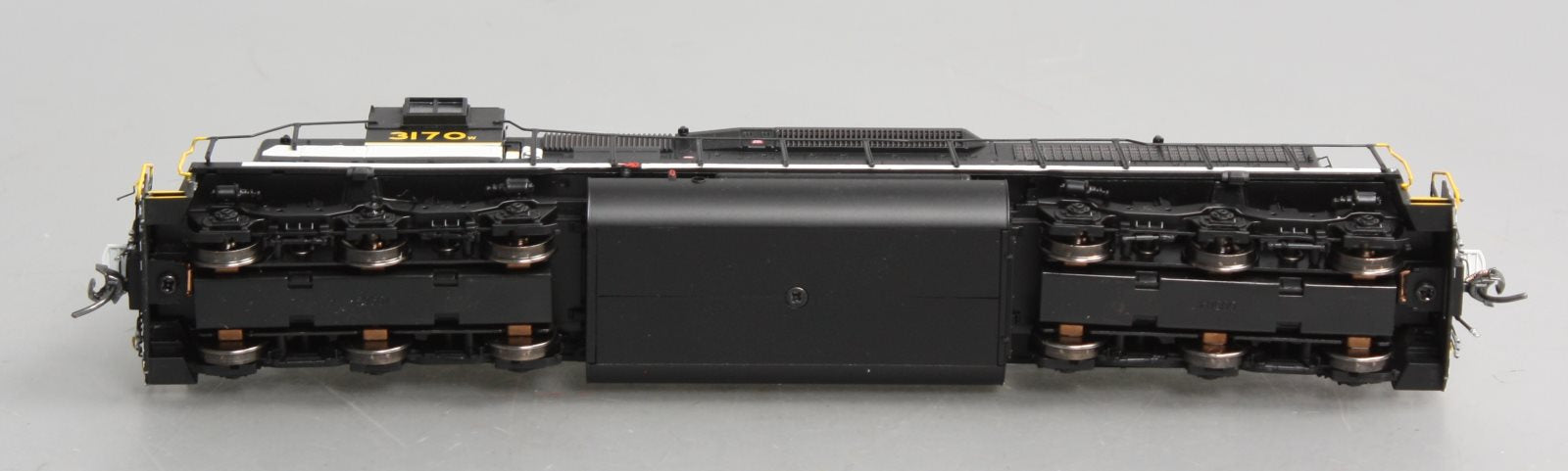 Athearn 88515 HO Norfolk Southern Heritage RTR Black/White SD40