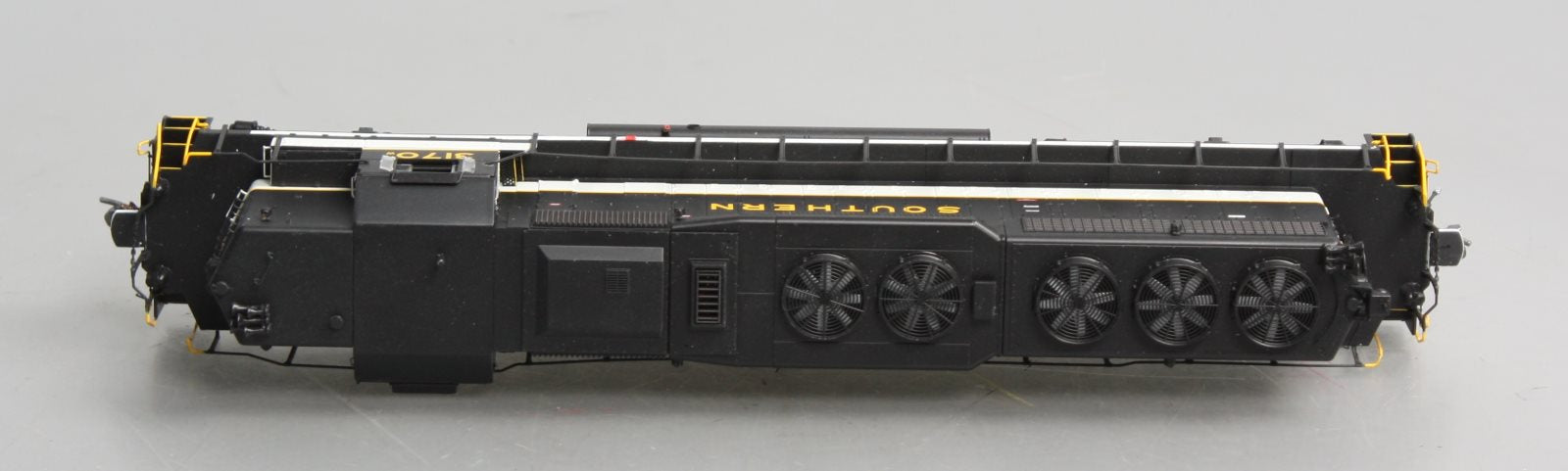 Athearn 88515 HO Norfolk Southern Heritage RTR Black/White SD40 Diesel #3170 W