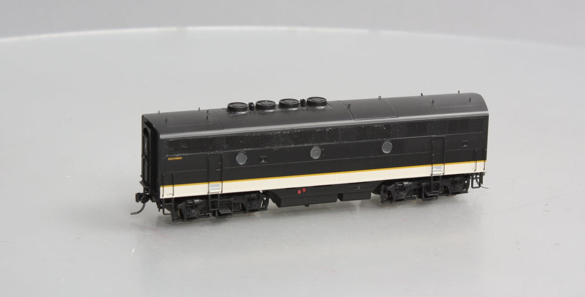 InterMountain 49630-01 HO Scale Southern F3B Diesel B Unit #4353 LN/Box