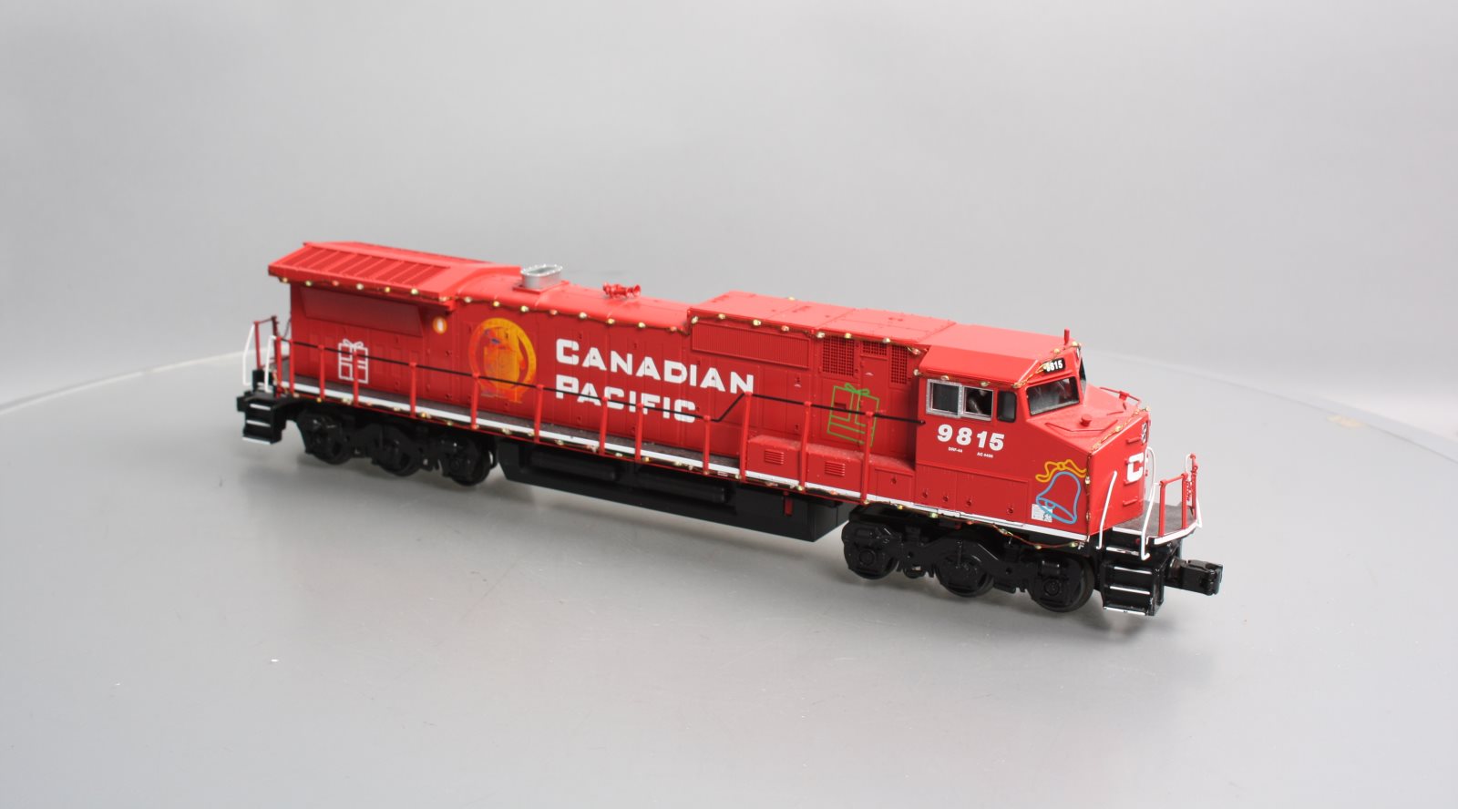 MTH 30-20639-1 O Scale CP Dash-8 Diesel Engine w/PS3 & LED Lights #9815