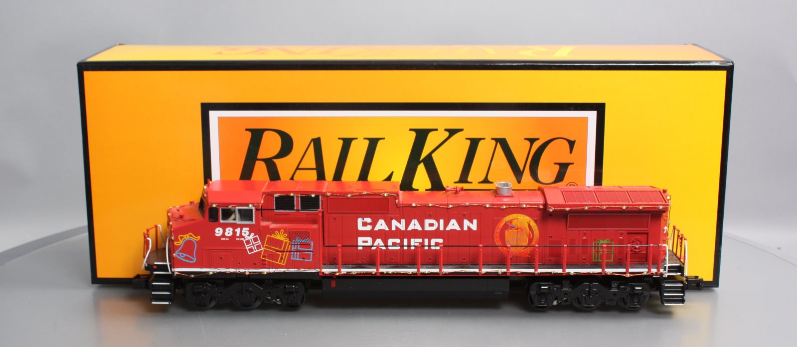 MTH 30-20639-1 O Scale CP Dash-8 Diesel Engine w/PS3 & LED Lights #9815