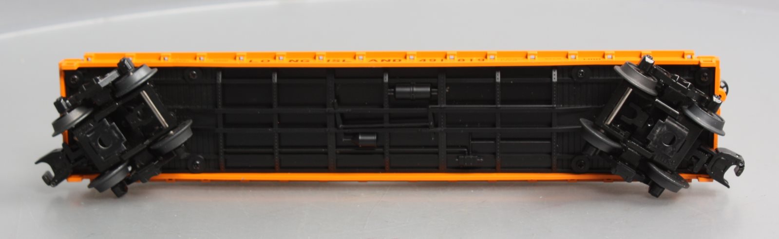 MTH 30-76671 O Long Island Flat Car with 2 '53 Ford Pickup Trucks