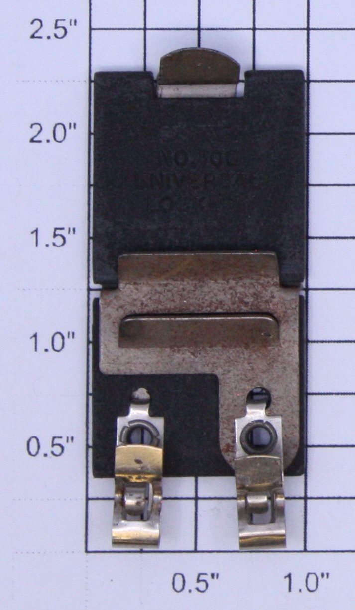 Lionel 100 Vintage 2 Rail S or O Gauge Track Fahnestock Lockon with Surface Rust