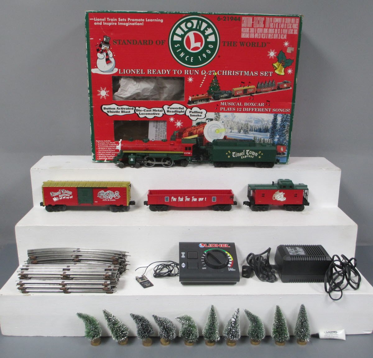 Lionel 6-21944 O Gauge Celebrate A Lionel Christmas Steam Locomotive Set MT/Box