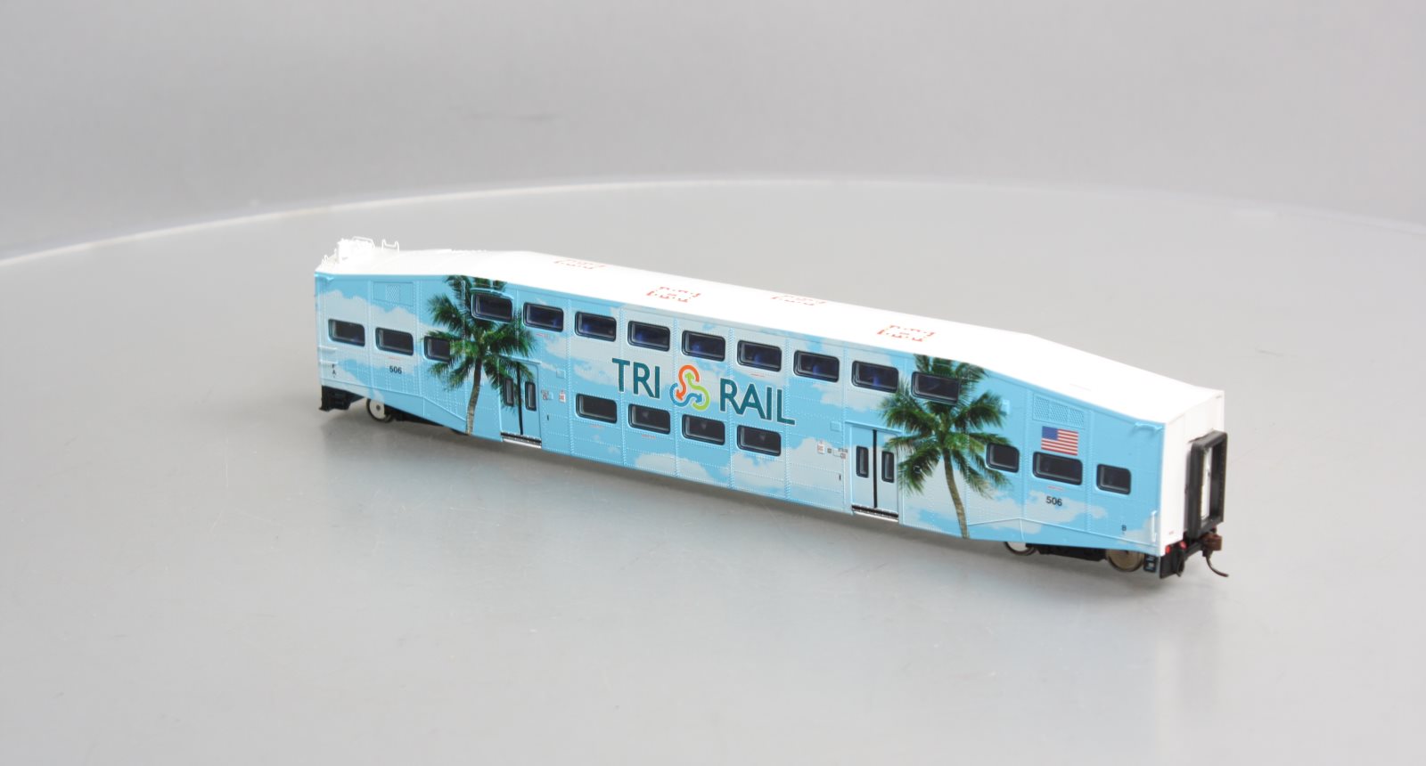 Athearn 25518 HO Tri-Rail Bombardier Cab Car