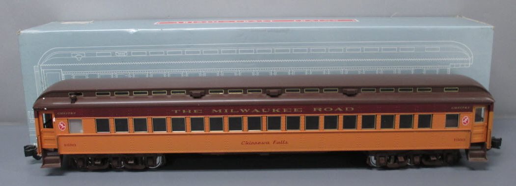 Aristo-Craft 31303 G Scale Milwaukee Heavyweight Passenger Car LN/Box