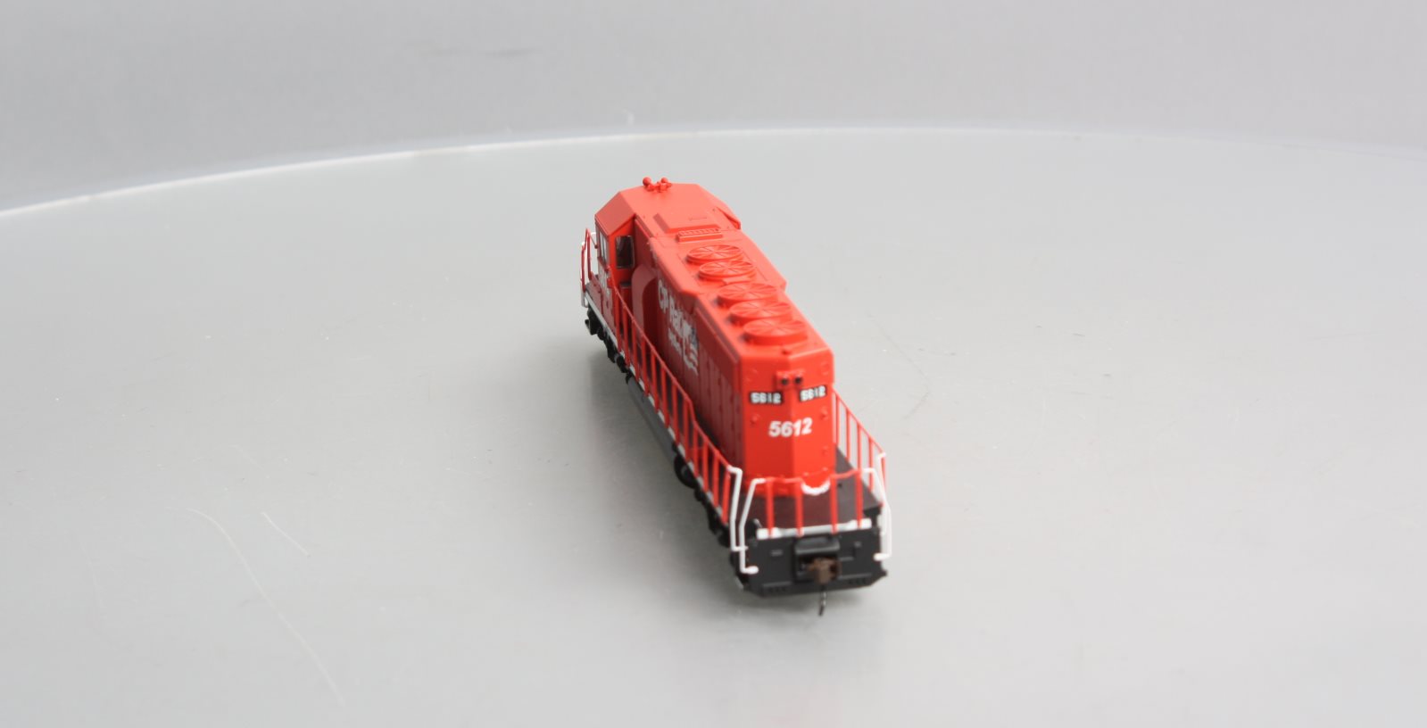 Bachmann 67201 HO CP Rail EMD SD40-2 Diesel Locomotive with Sound and DCC #5612