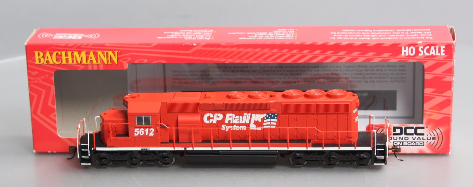 Bachmann 67201 HO CP Rail EMD SD40-2 Diesel Locomotive with Sound and DCC #5612