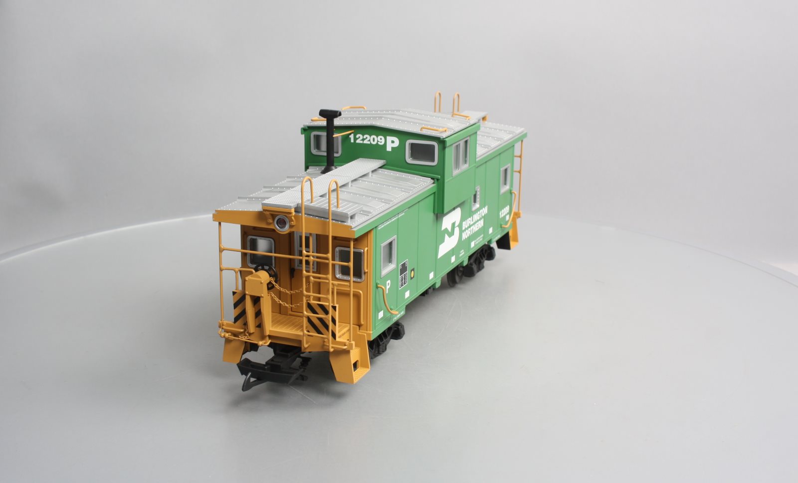 USA Trains R12116 G Burlington Northern Illuminated Extended Vision Caboose