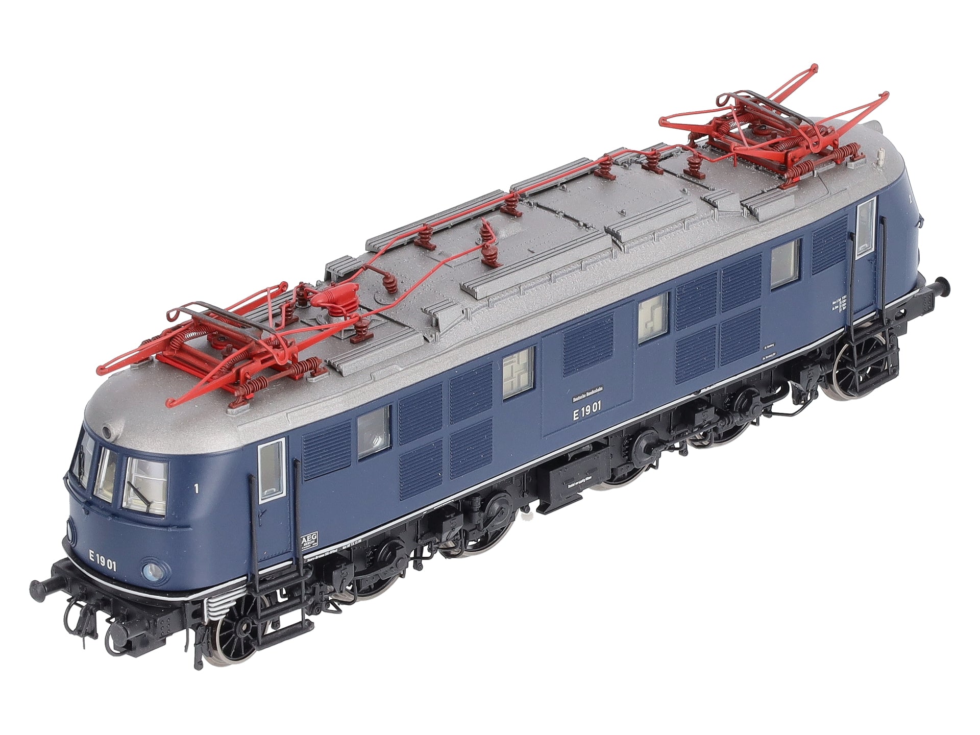 Trix 22645 HO Class E 19.01 Electric Locomotive Exclusiv DB – Trainz