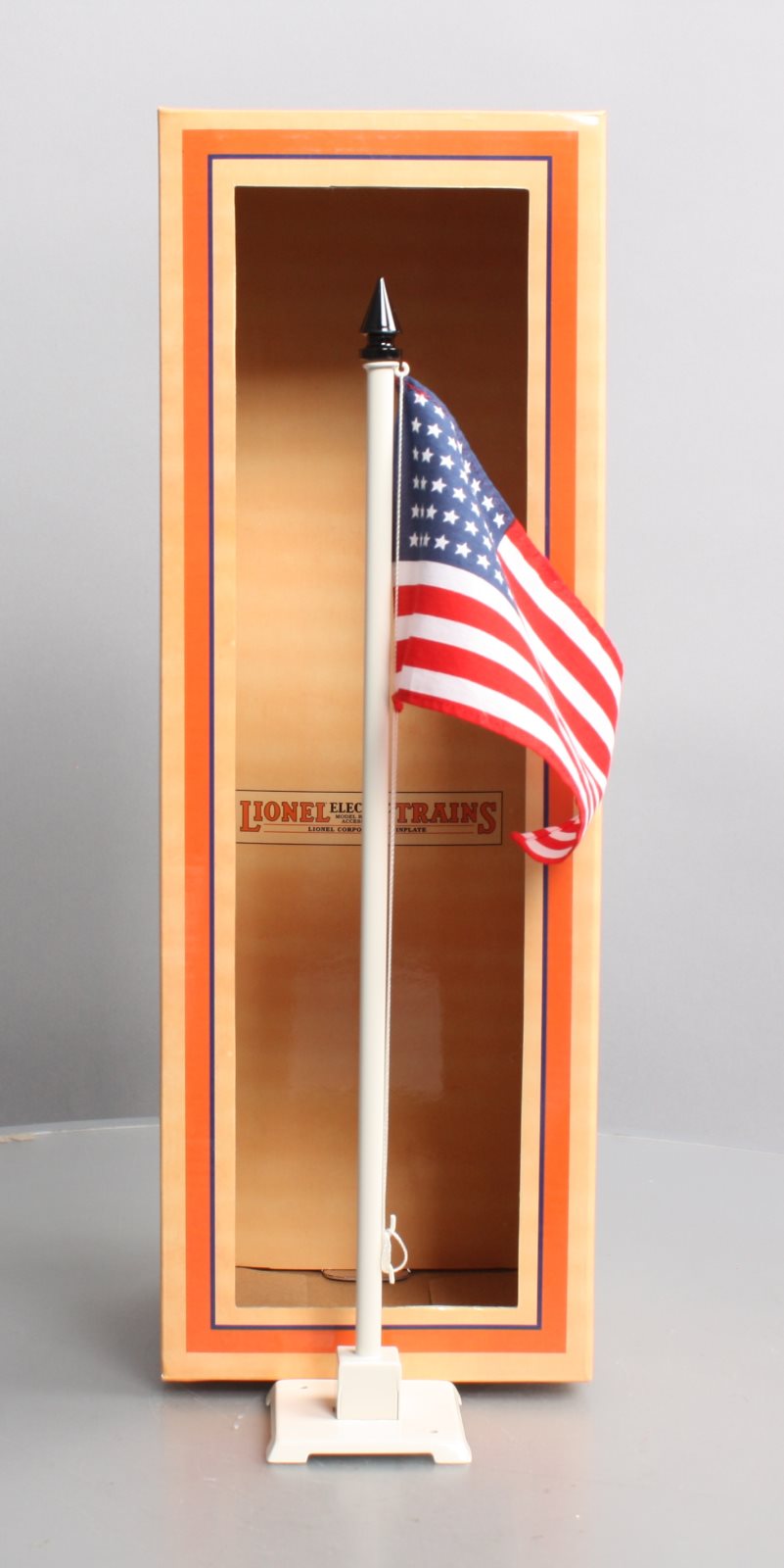MTH 11-90067 No. 89 STD. GAUGE FLAG POLE & AMERICAN FLAG
