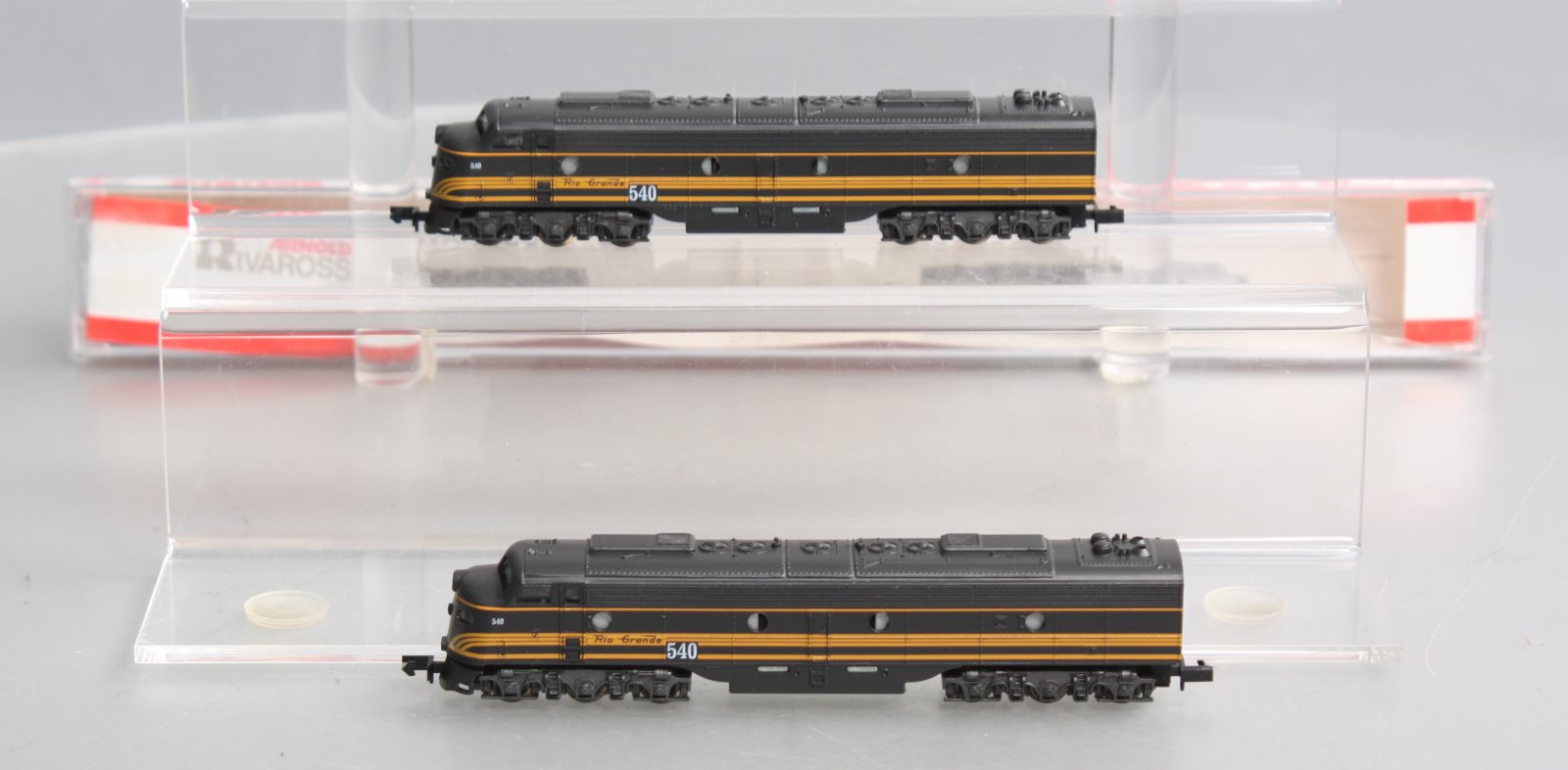 Arnold 5260 N Denver & Rio Grande Diesel Locomotive Set (Set of 2) LN/Box
