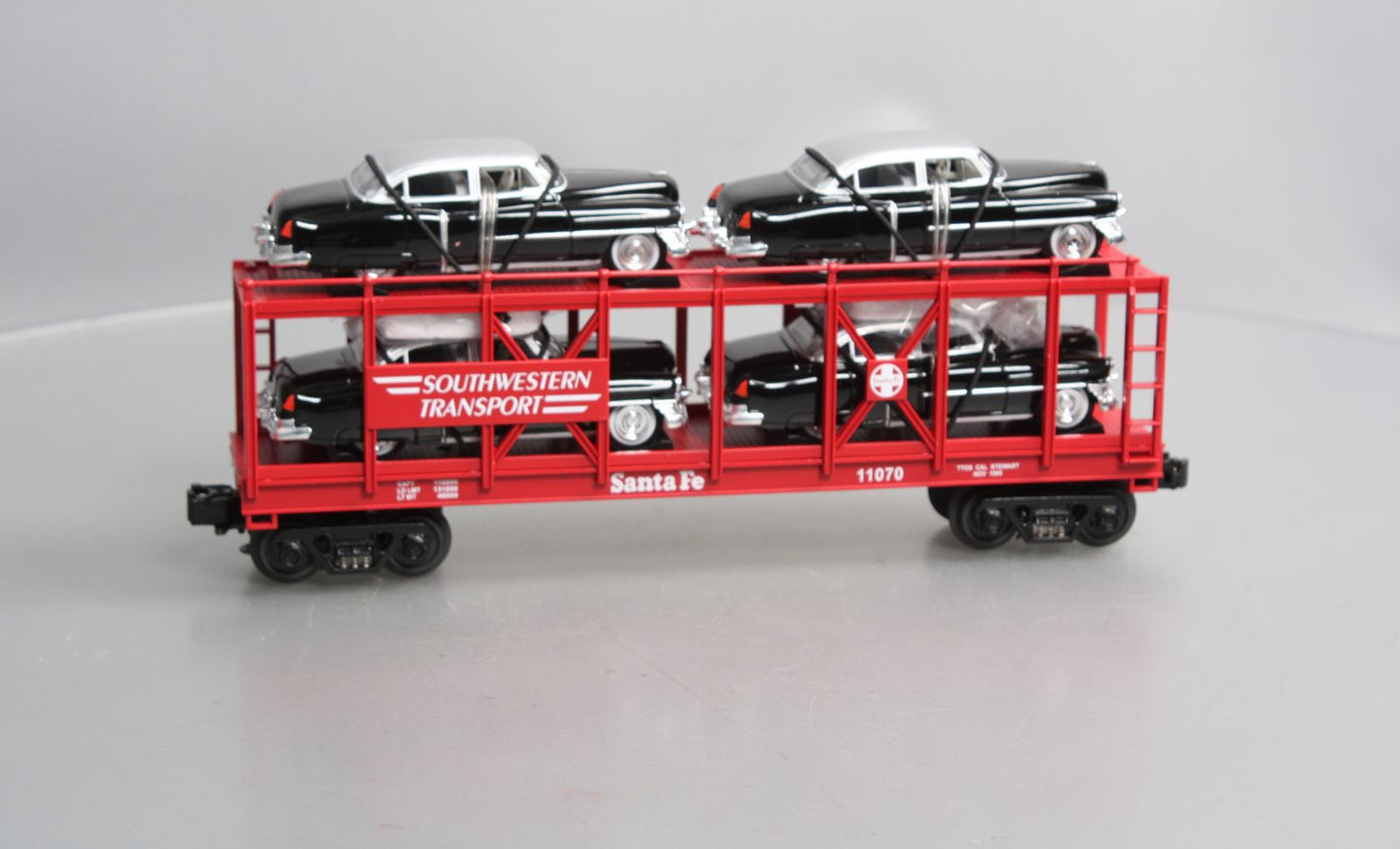 MTH 30-7659 O Gauge T.T.O.S. 1999 Auto Carrier w/ERTL 1952 Cadillac's #11070 NIB
