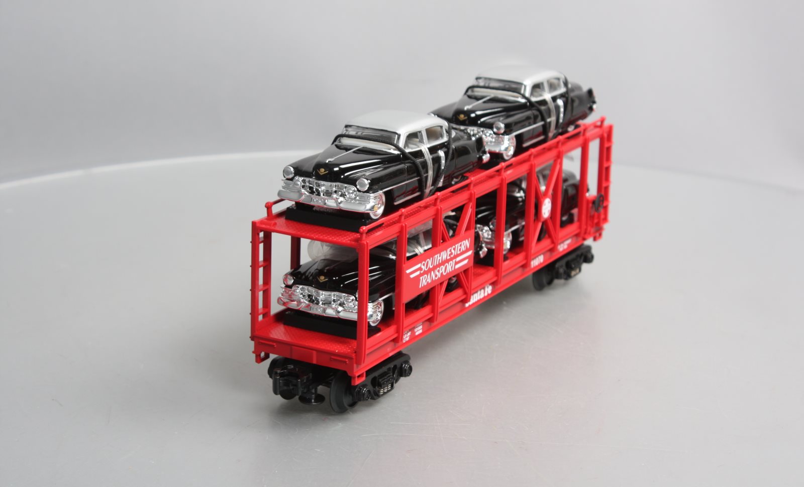 MTH 30-7659 O Gauge T.T.O.S. 1999 Auto Carrier w/ERTL 1952 Cadillac's #11070 NIB