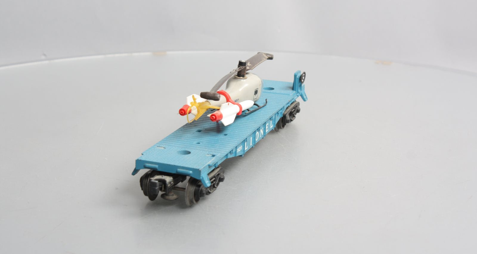 Lionel 6820 Vintage O Flatcar w/ Helicopter & Rockets