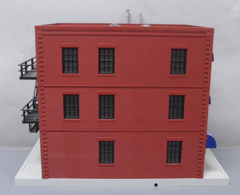 MTH 30-90050 O Assembled Girardini's Italian 3-Story Restaurant w/Blinking Sign EX/Box