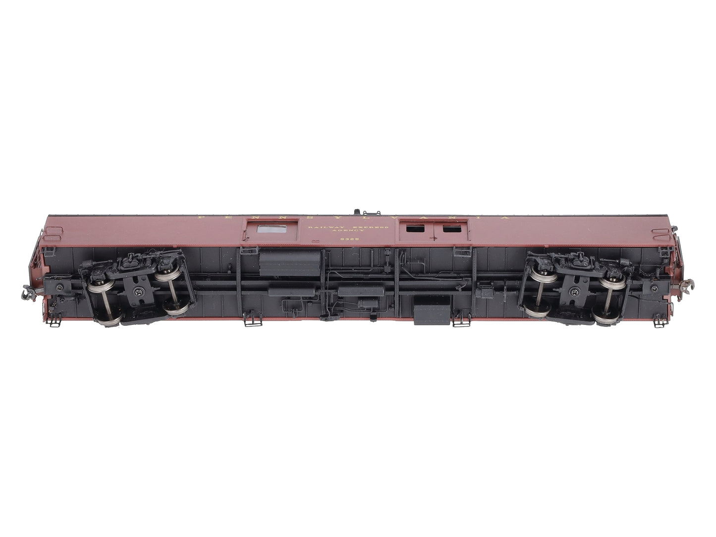 Rapido Trains 106072 HO Scale Pennsylvania 73' 6" Smooth Side Baggage #9325