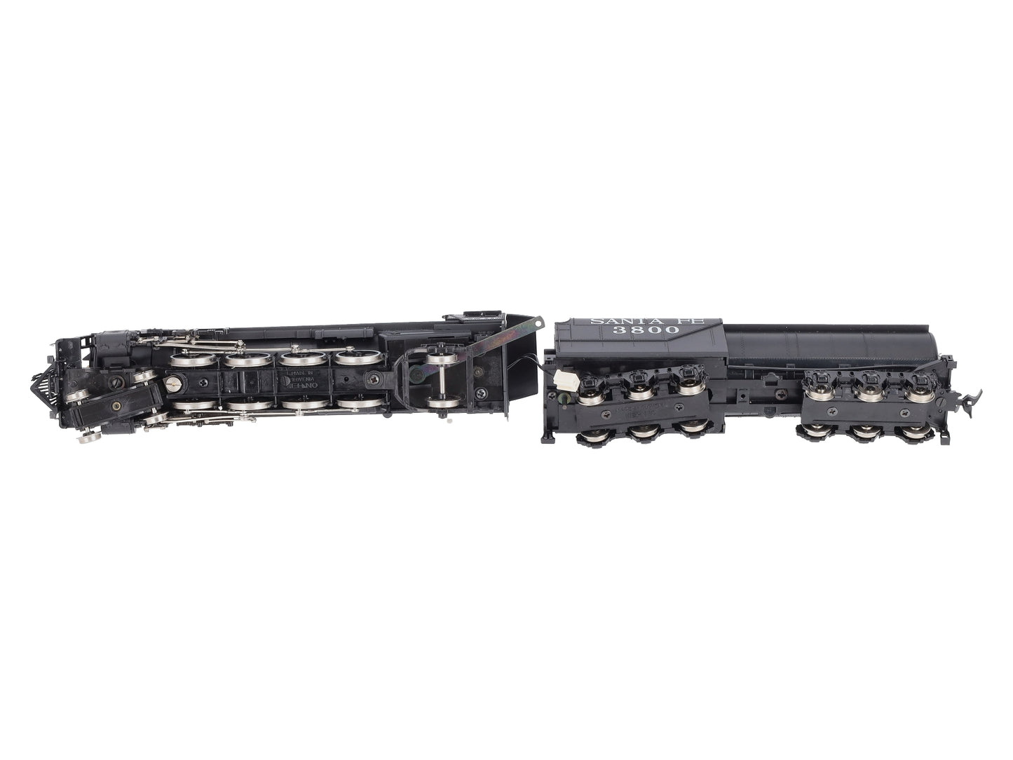 IHC M630 HO Scale Santa Fe Mountain 4-8-2 Steam Locomotive & Tender #3800 LN/Box