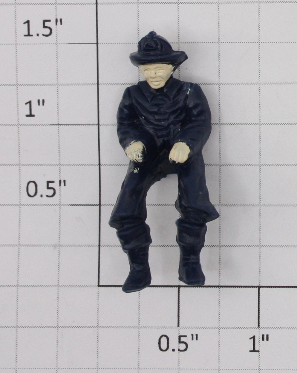 Lionel 8411-54 Blue Fireman Figure with Painted Face & Hands (52-26)